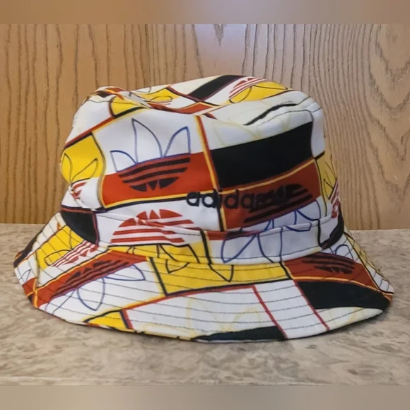Adidas Originals All-Over Print Logo Play Bucket Hat - Picture 3 of 4